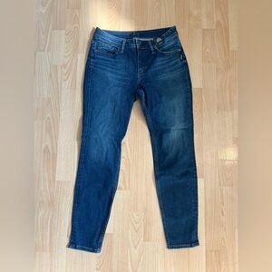 Silver jeans and co brand new for women in size 31/29 with tag